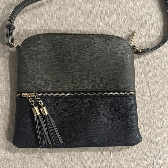Handbags - Olive Black Messenger Bag